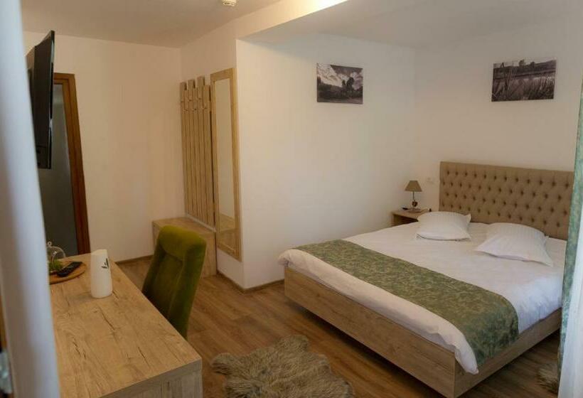 Номер Стандарт, La Helesteu