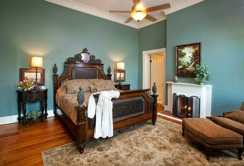 リバービュースイート, Riverside Inn Bed And Breakfast