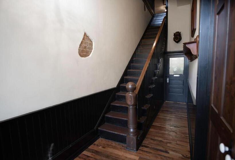 غرفة قياسية, Beard And Lady Inn