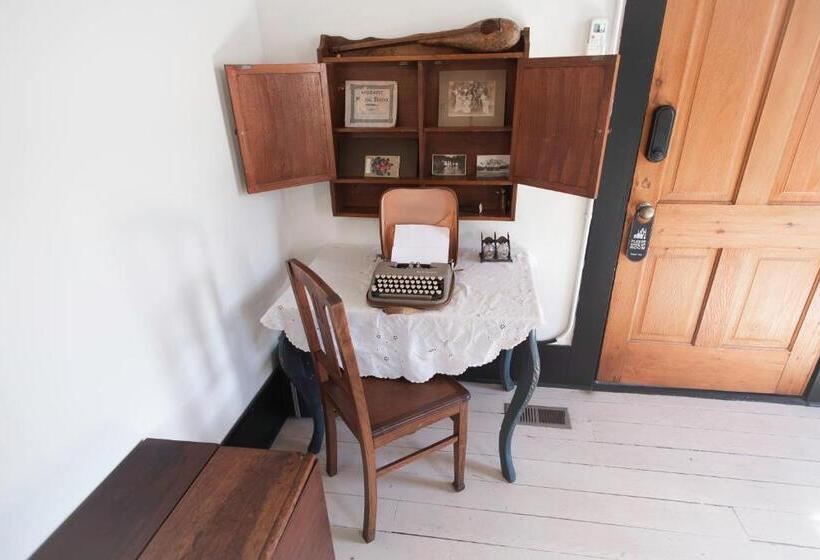 غرفة قياسية, Beard And Lady Inn