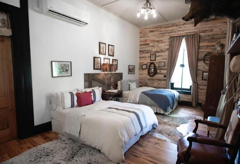 شاليه غرفة نوم واحدة, Beard And Lady Inn