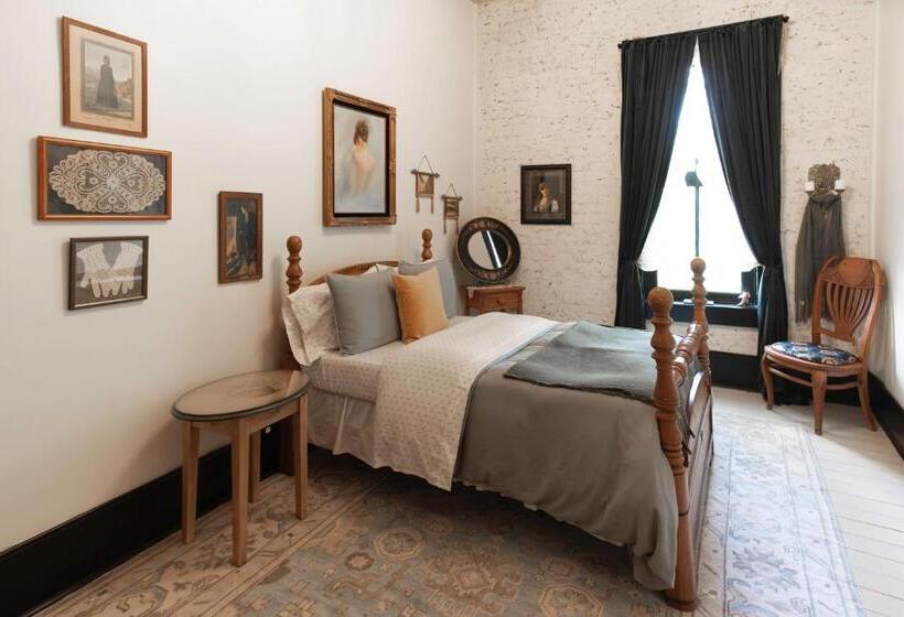 غرفة قياسية, Beard And Lady Inn