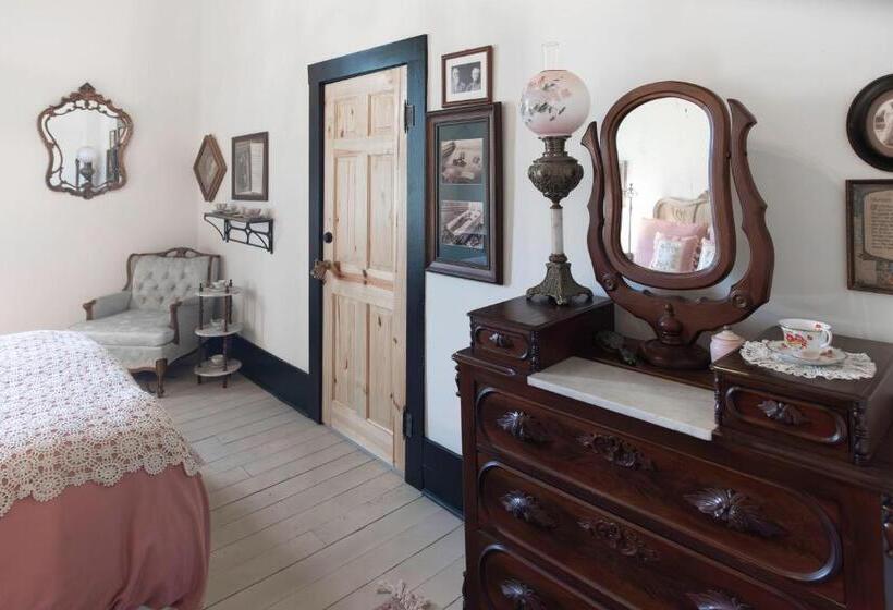 غرفة قياسية, Beard And Lady Inn