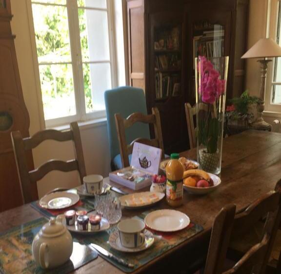 コンフォートトリプルルーム, Au Charme Des Pommiers