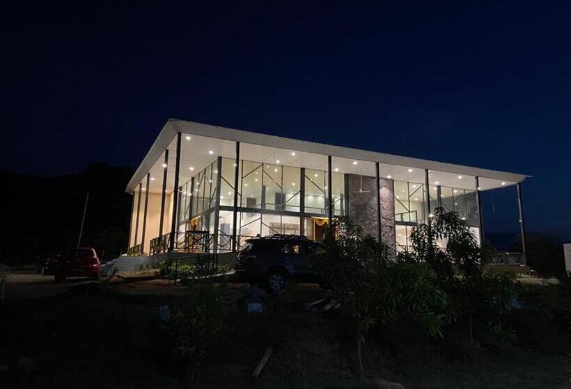 Дом 4 Спальни, Bliss Farm Stay Jasmine