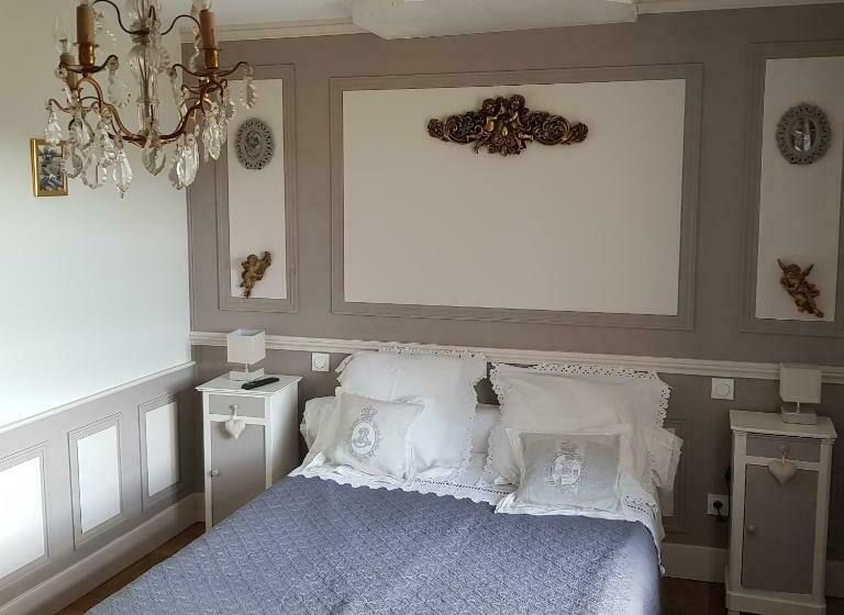 Номер Superior, L Aumônerie