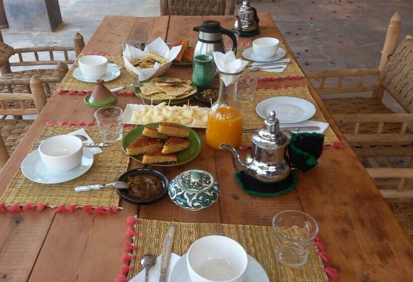 اتاق استاندارد با چشم‌انداز کوهستان, Ourika Timalizène Le Jardin Des Délices