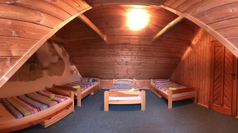 דירת שני חדרים, Penzion Květná Zahrada