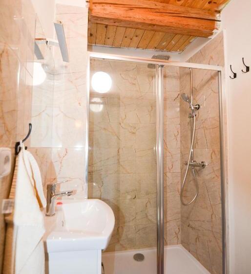 דירת חדר, Penzion Květná Zahrada