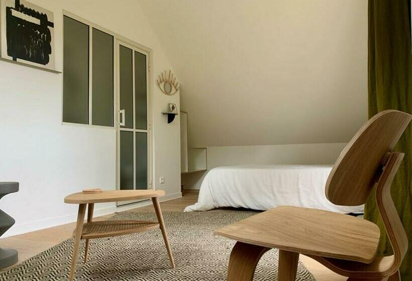 חדר סטנדרט עם מרפסת, La Maison Vivante, Chambres D Hotes Au Coeur Du Perche