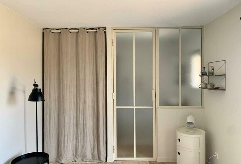 חדר סטנדרט נוף לגינה, La Maison Vivante, Chambres D Hotes Au Coeur Du Perche