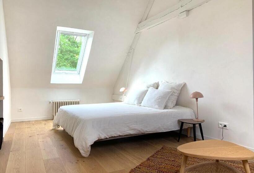 Номер Стандарт Вид на Сад, La Maison Vivante, Chambres D Hotes Au Coeur Du Perche