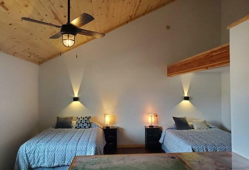 Номер Стандарт с Балконом, Dream Drift Motel