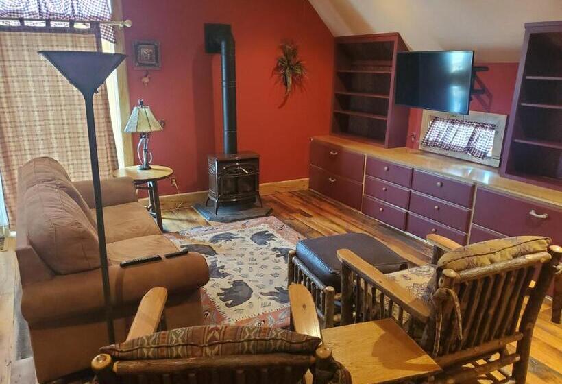 סטודיו משפחתי, Dream Drift Motel