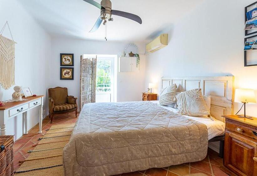 منزل غرفة نوم واحدة, Charming Country House