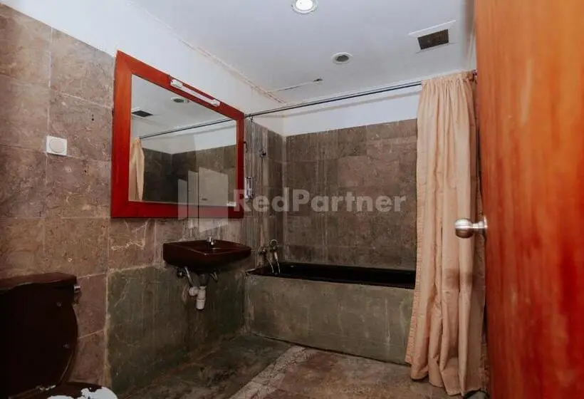 Camera Familiare, Villa Green Valley Puncak Redpartner