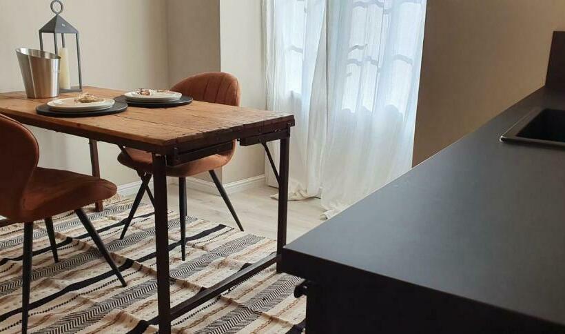 带1个卧室的公寓, La Jonquette