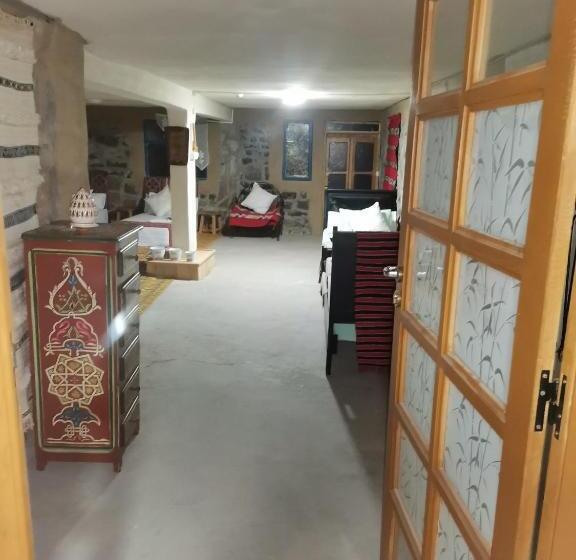 اتاق خانوادگی, Gîte Mourik