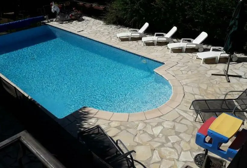 プールビュースタンダードルーム, Etoilevacances Chambres D Hotes Campagne En Lavande