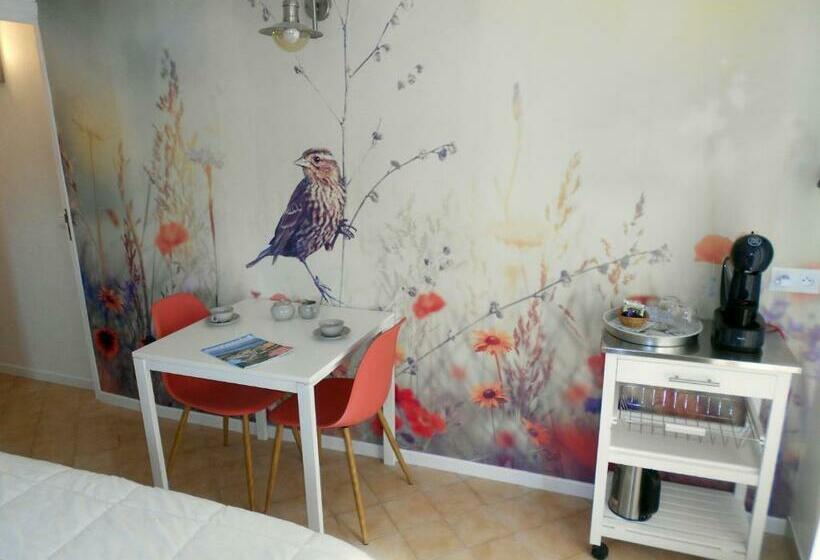 스탠다드 룸 풀장 전망, Etoilevacances Chambres D Hotes Campagne En Lavande