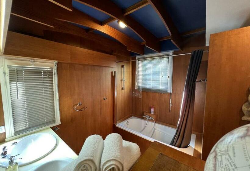 スイート(家族用), L Escale Au Port Miniature De Saint Savinien