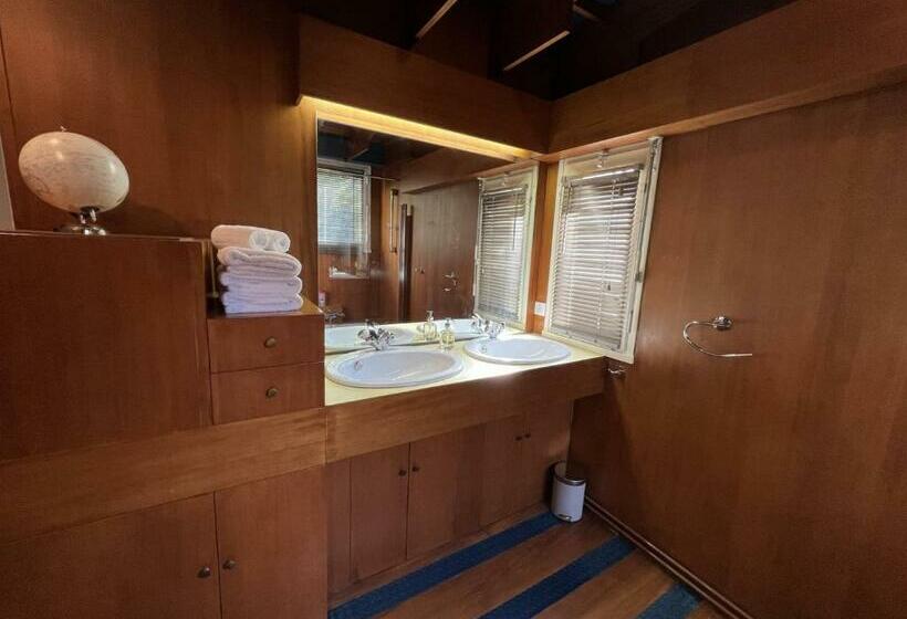 スイート(家族用), L Escale Au Port Miniature De Saint Savinien