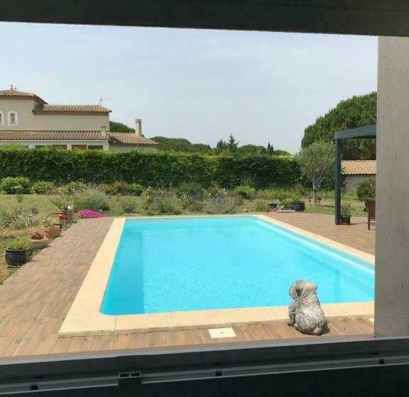 Номер Стандарт Вид на Бассейн, La Rosela De La Cité