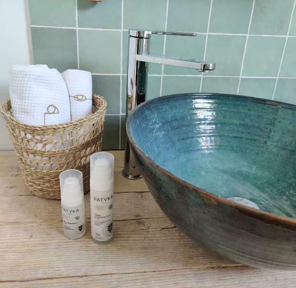 デラックスルーム, Maison Seize