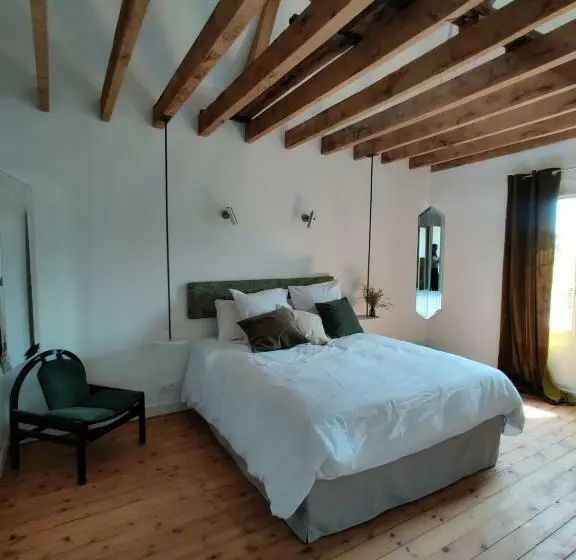 Habitació Estàndard, Maison Seize