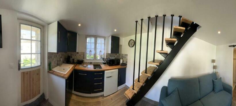 סטודיו משפחתי, Le Mas De Retheuil