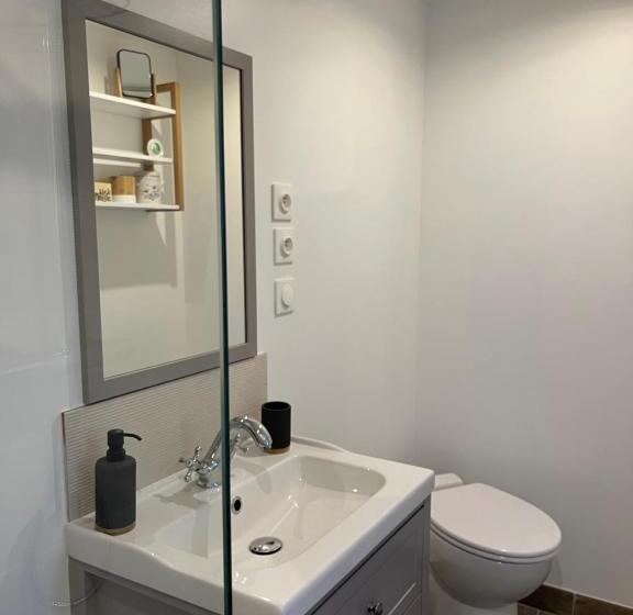 סטודיו משפחתי, Le Mas De Retheuil