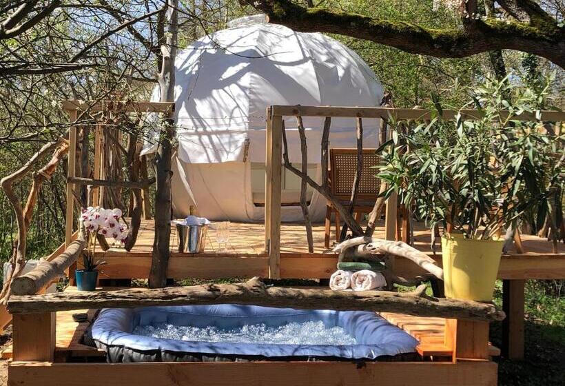 Standard Tent, Les Robinsonades