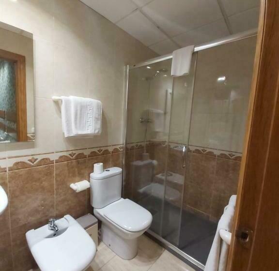 バルコニー付きスタンダードルーム, 139