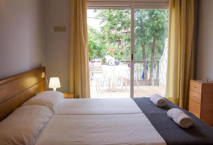 バルコニー付きスタンダードルーム, 139