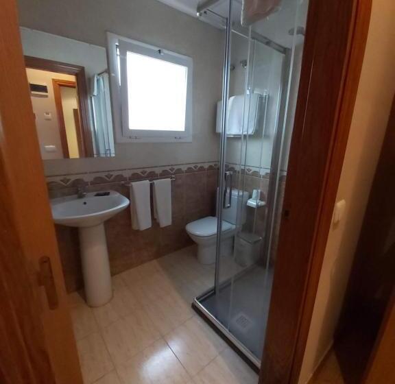 スタンダードシングルルーム, 139