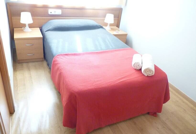 スタンダードシングルルーム, 139