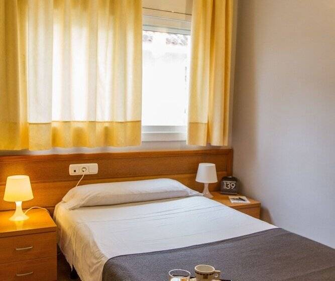 スタンダードシングルルーム, 139
