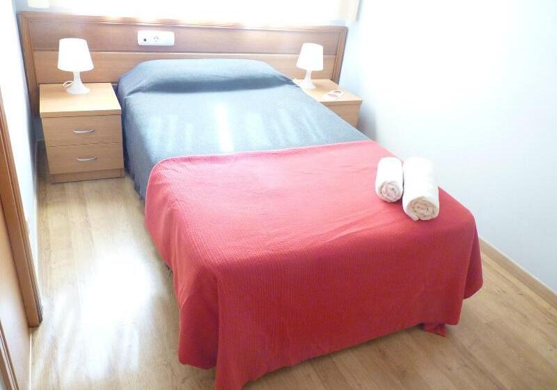 スタンダードシングルルーム, 139