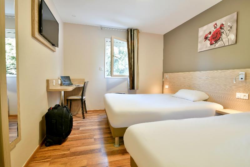 غرفة قياسية ثلاثية, B&b Hotel Bollène