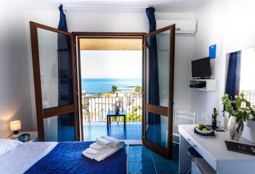 חדר סטנדרט, מיטת קינג, מותאם לאדם עם מוגבלויות, Bella Vista S Archittu