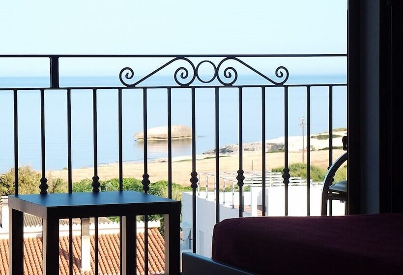 חדר סטנדרט נוף לים עם מרפסת, Bella Vista S Archittu