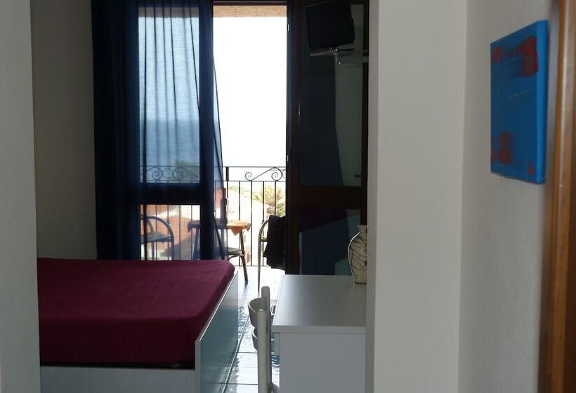 Номер Стандарт Вид на Море с Балконом, Bella Vista S Archittu