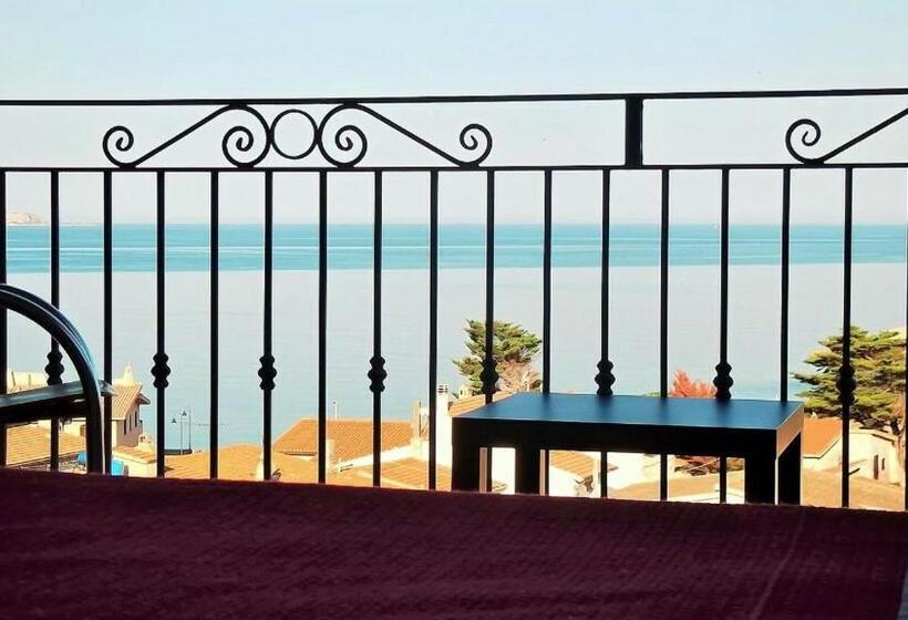 Номер Стандарт Вид на Море с Балконом, Bella Vista S Archittu
