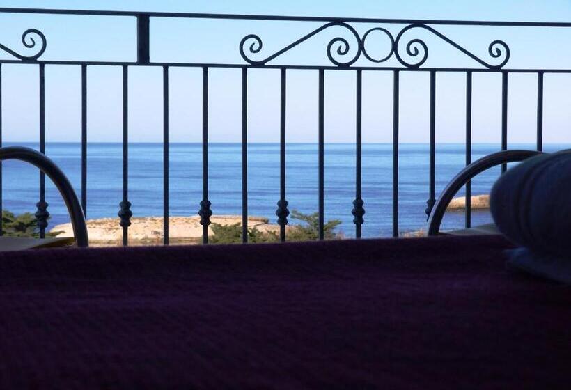 Triple Room Sea View, Bella Vista S Archittu