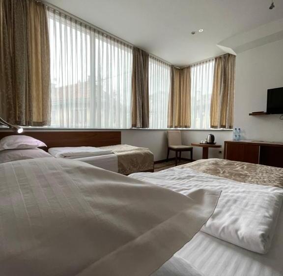 Superior Oda, Bistrik City Center