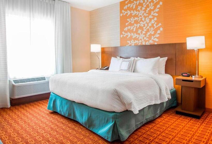 غرفة قياسية سرير كينج, Fairfield Inn & Suites By Marriott Waterloo Cedar Falls