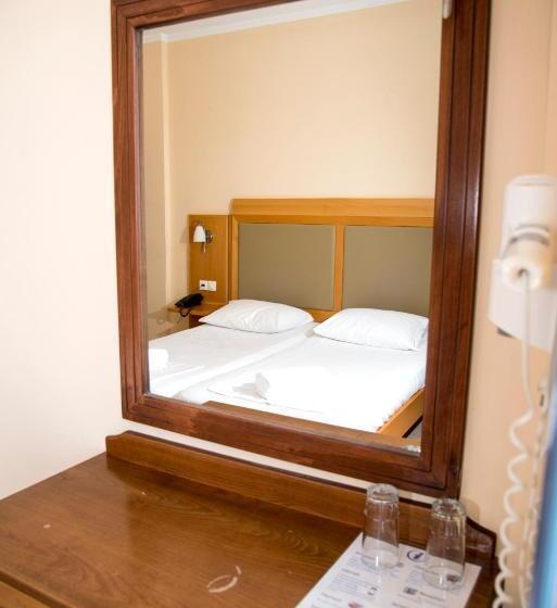 スタンダードルーム, Hermes