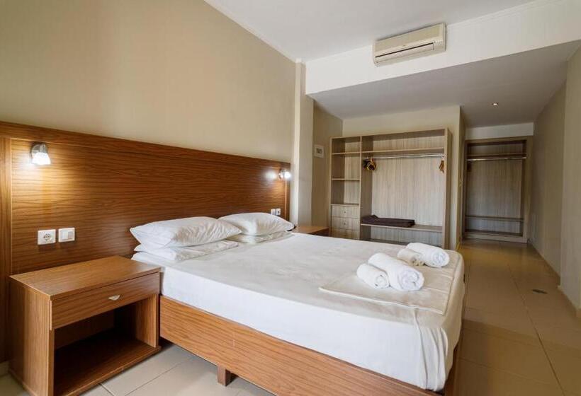 ファミリールーム, Hermes