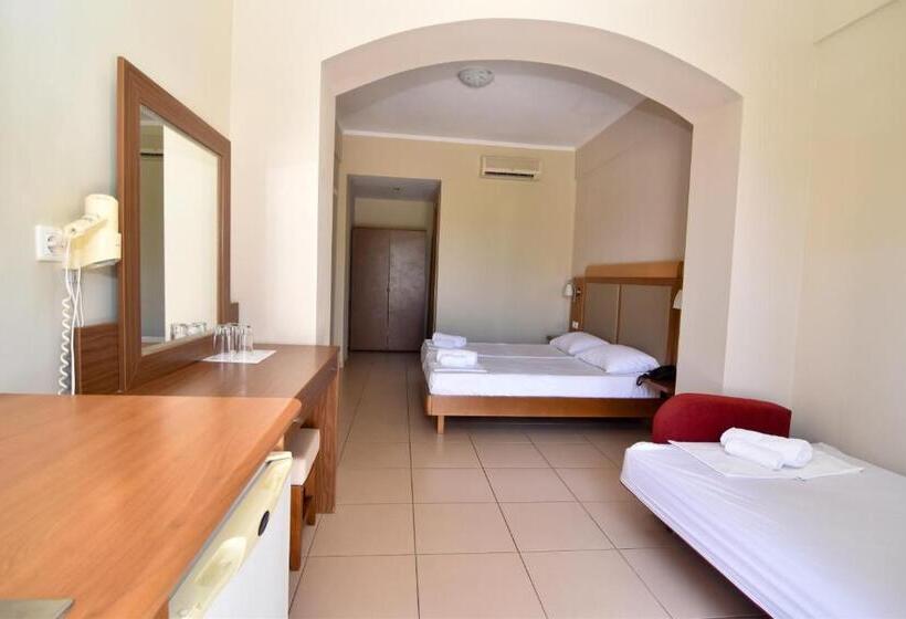 スーペリアールーム, Hermes