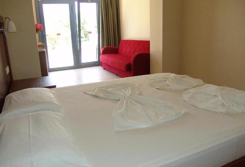 スーペリアールーム, Hermes